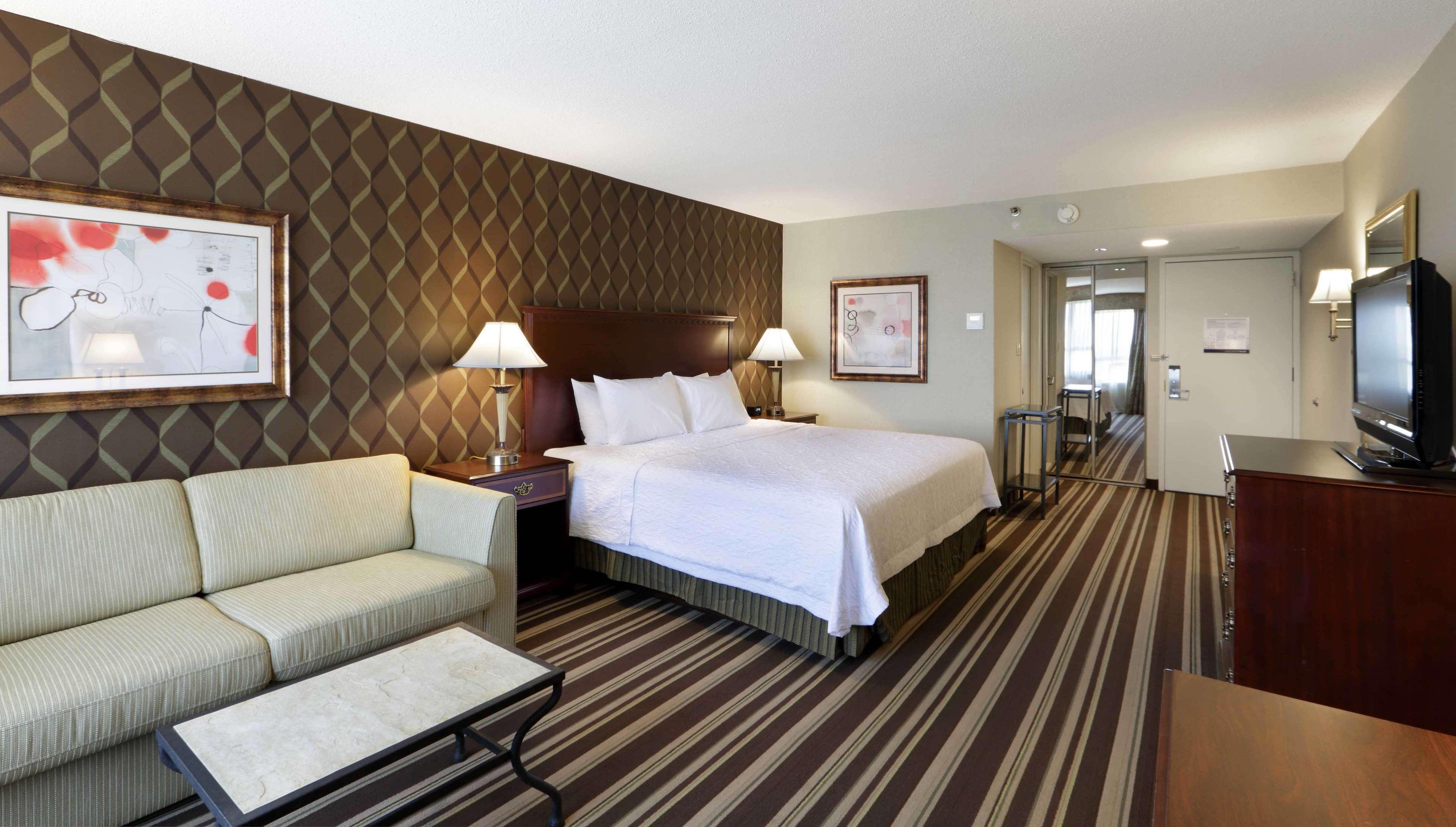 Hampton Inn Boston-Natick Ngoại thất bức ảnh