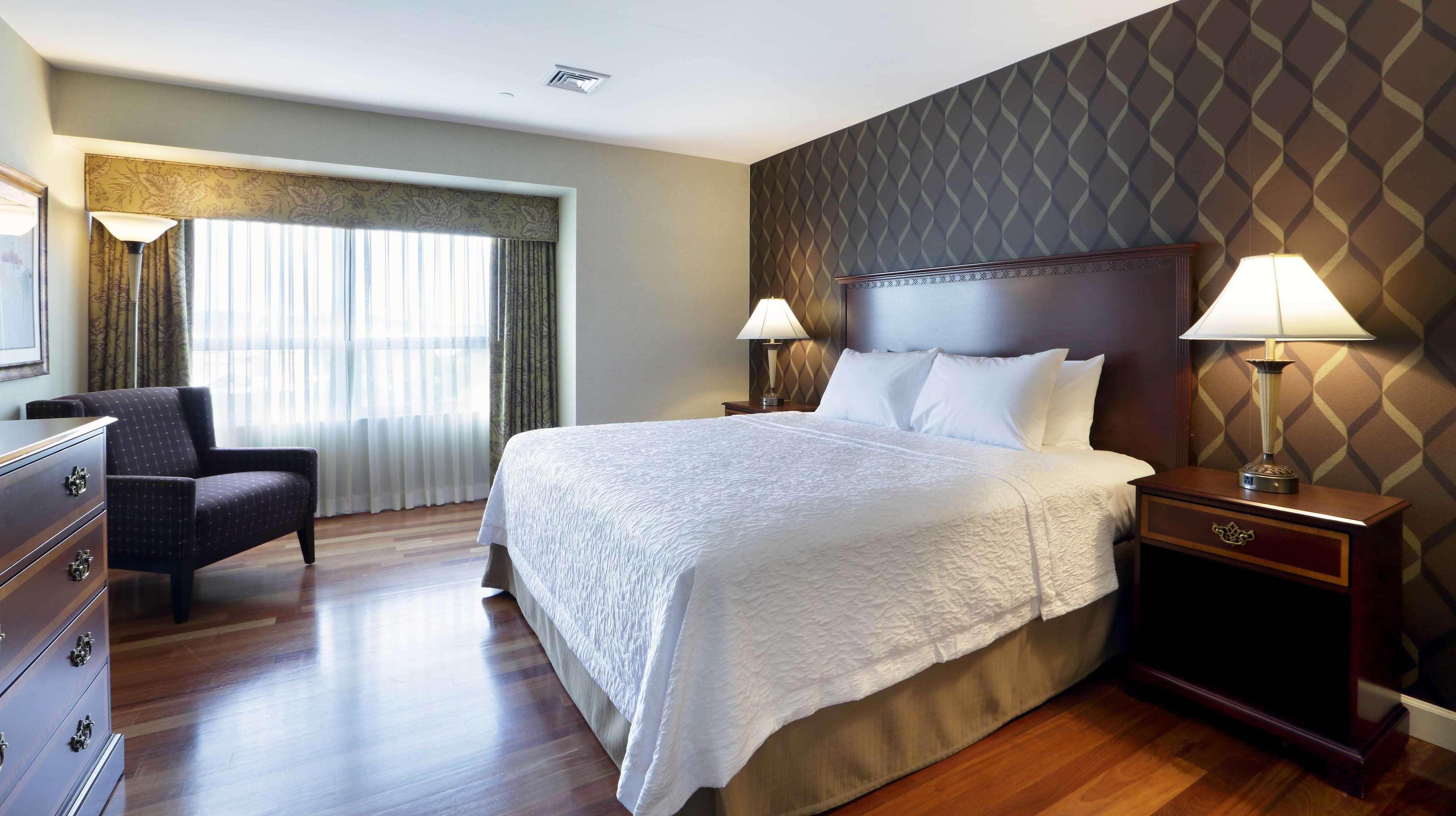 Hampton Inn Boston-Natick Ngoại thất bức ảnh