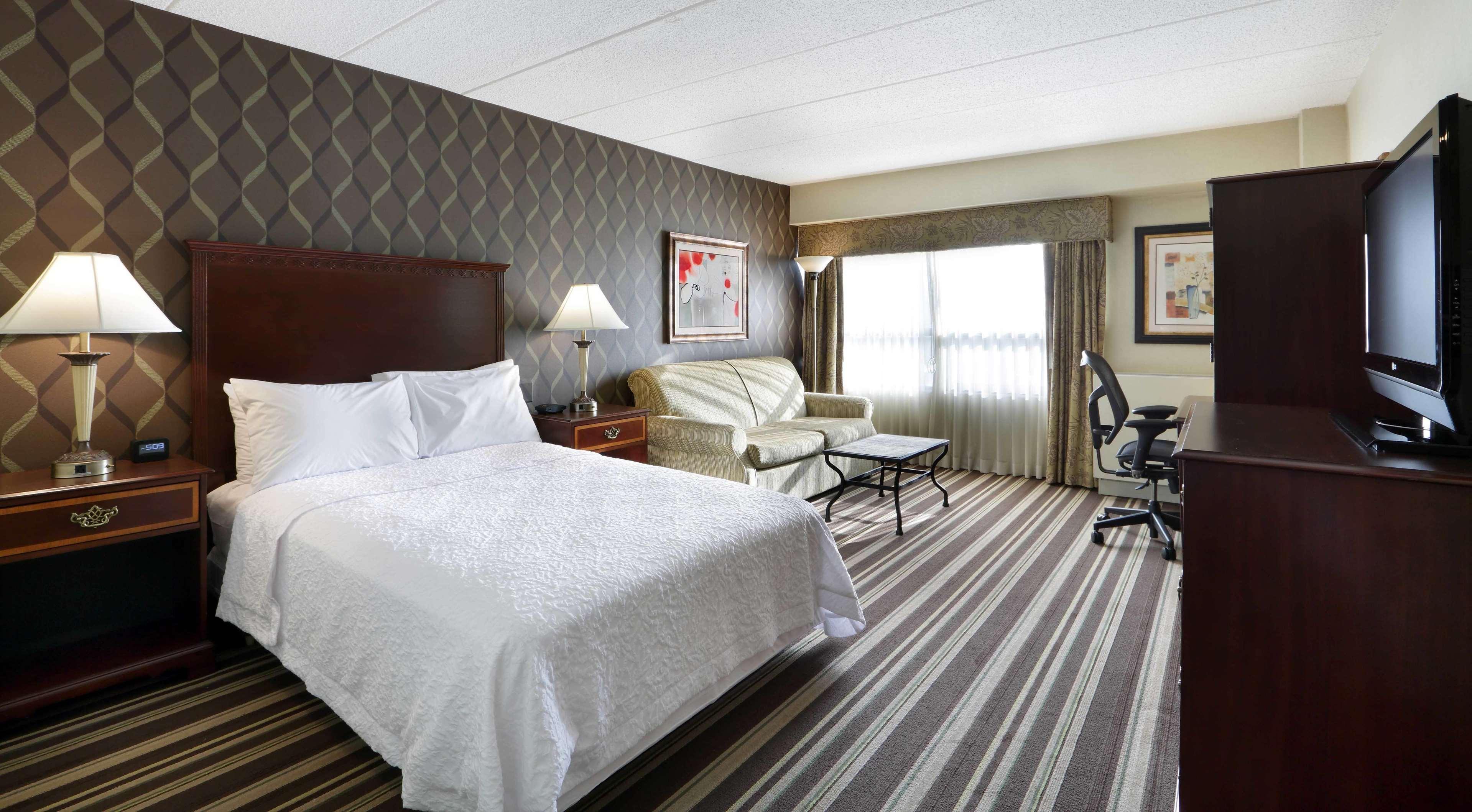 Hampton Inn Boston-Natick Ngoại thất bức ảnh