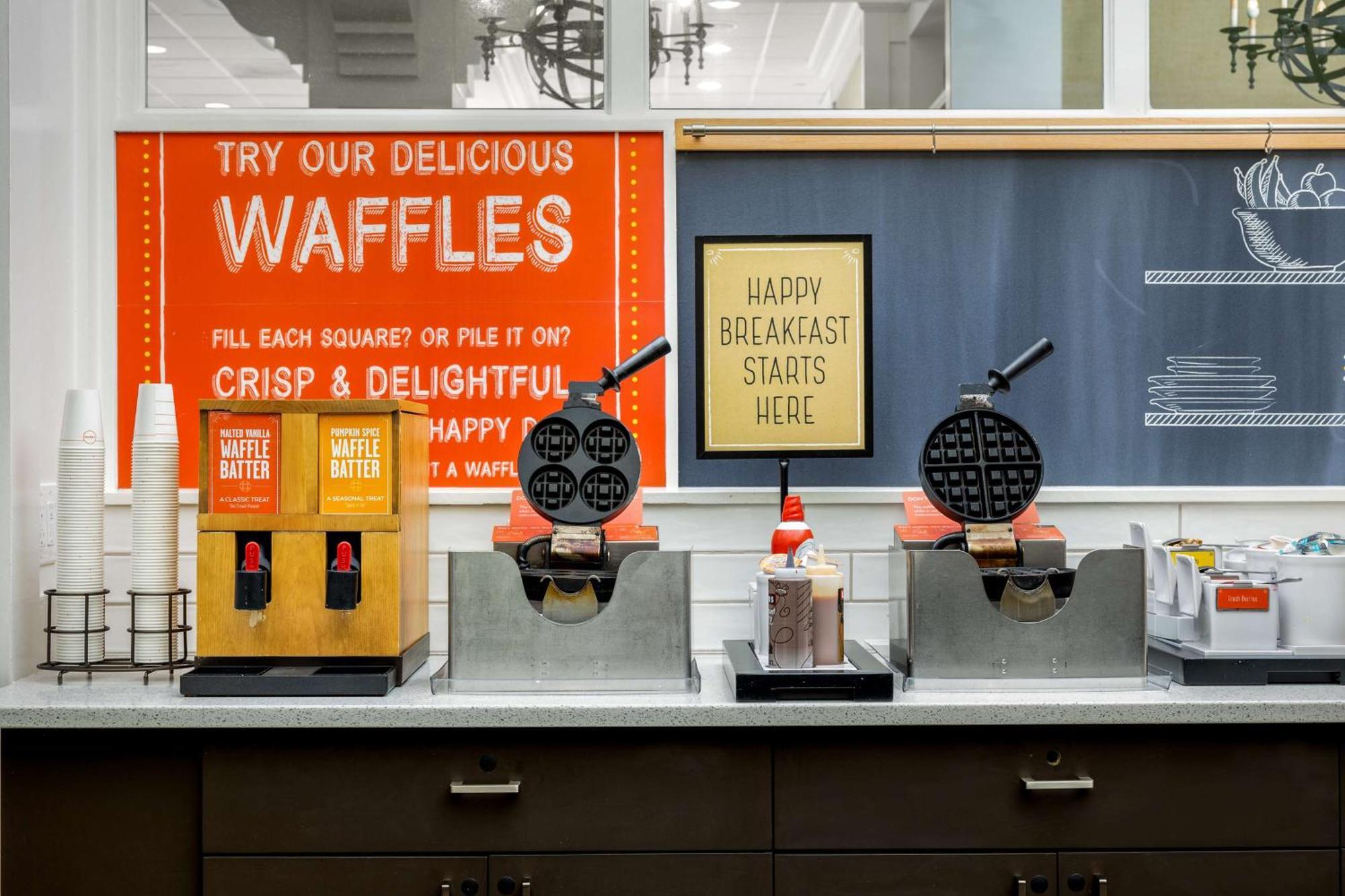Hampton Inn Boston-Natick Ngoại thất bức ảnh