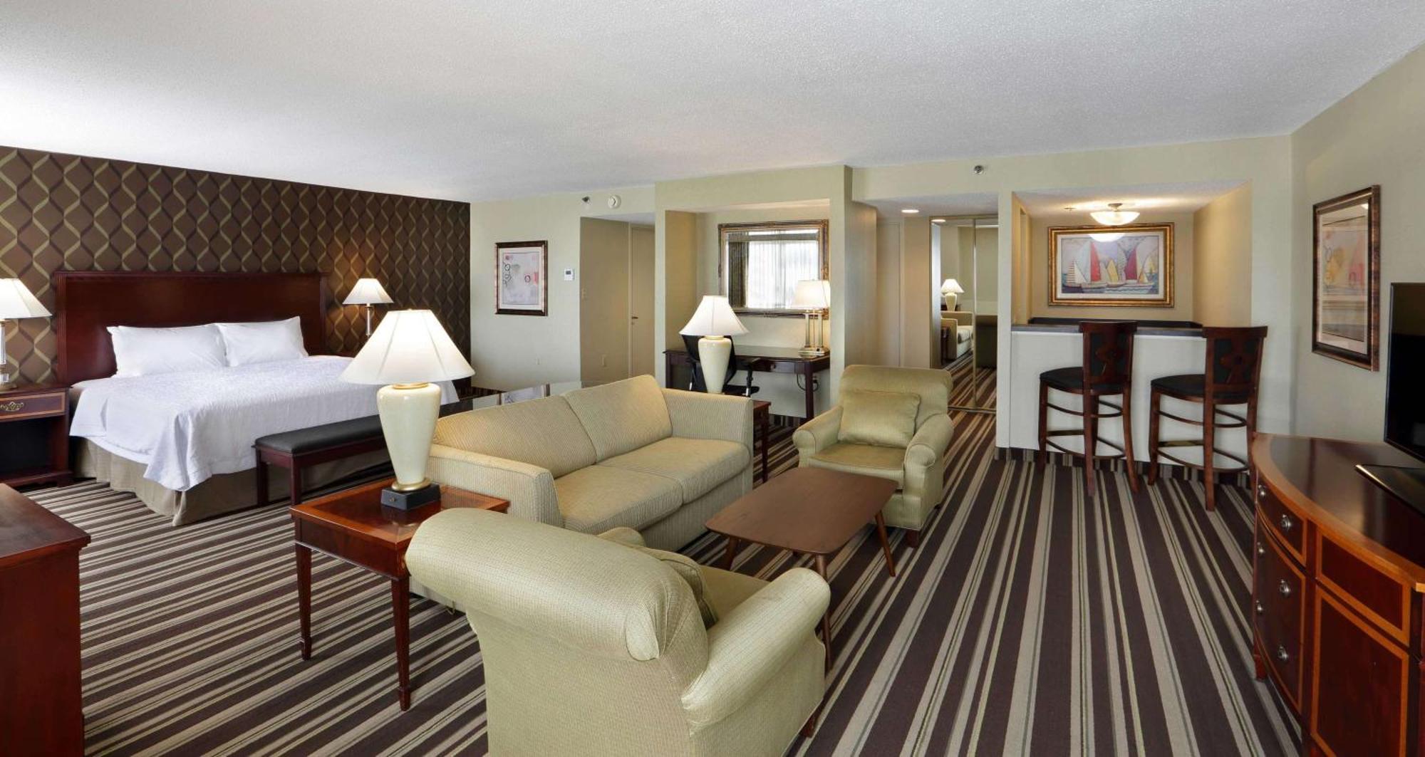 Hampton Inn Boston-Natick Ngoại thất bức ảnh